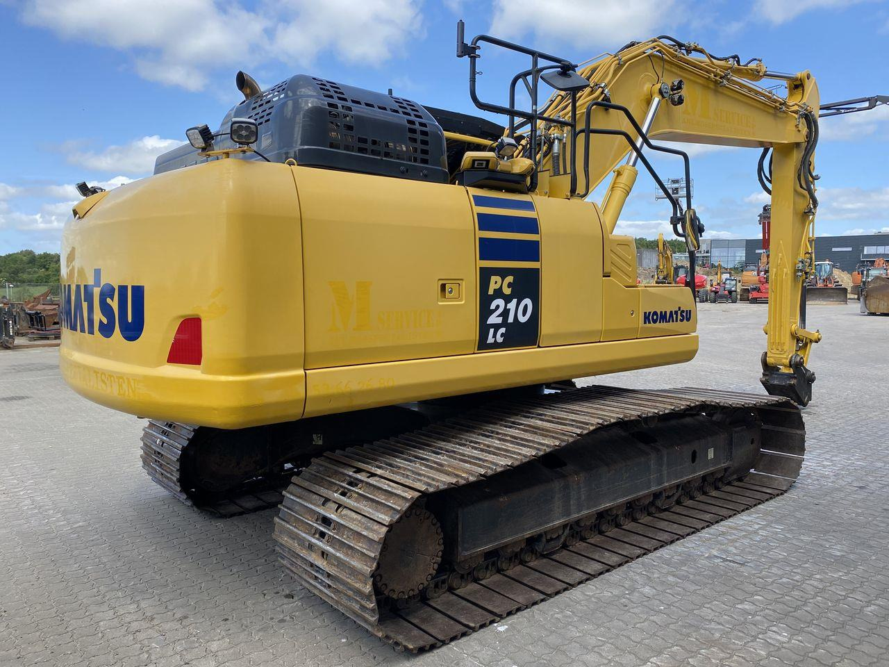 Komatsu PC210LC-11 - Crawler excavator: picture 4 Komatsu PC210LC-11 - Crawler excavator: picture 4