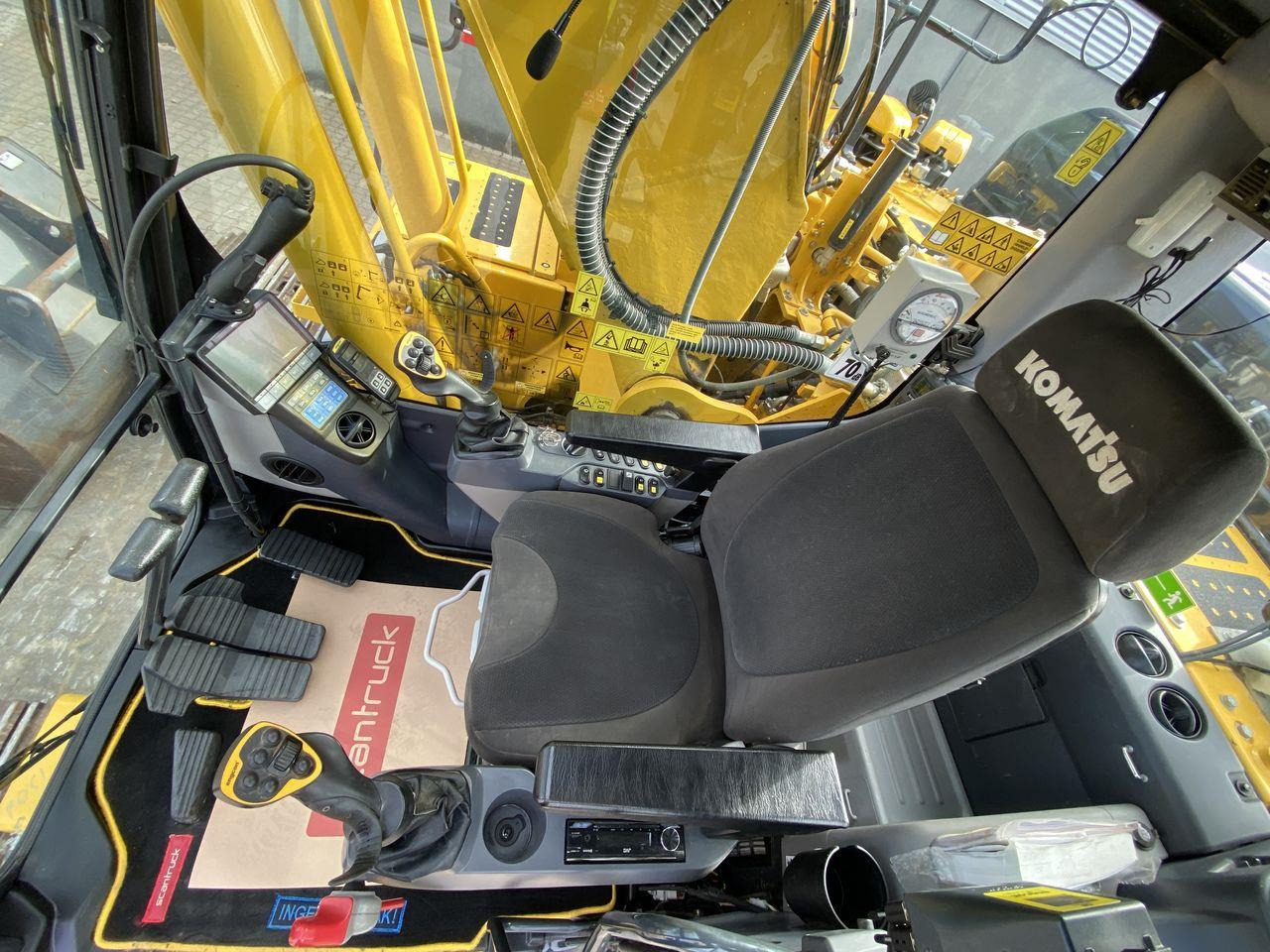 Komatsu PC240LC-11EO - Crawler excavator: picture 3 Komatsu PC240LC-11EO - Crawler excavator: picture 3