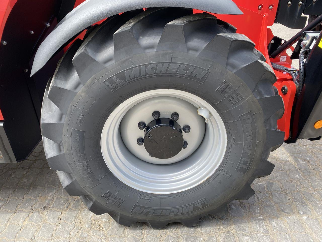 Telescopic handler Manitou MT1840A ST5: picture 6