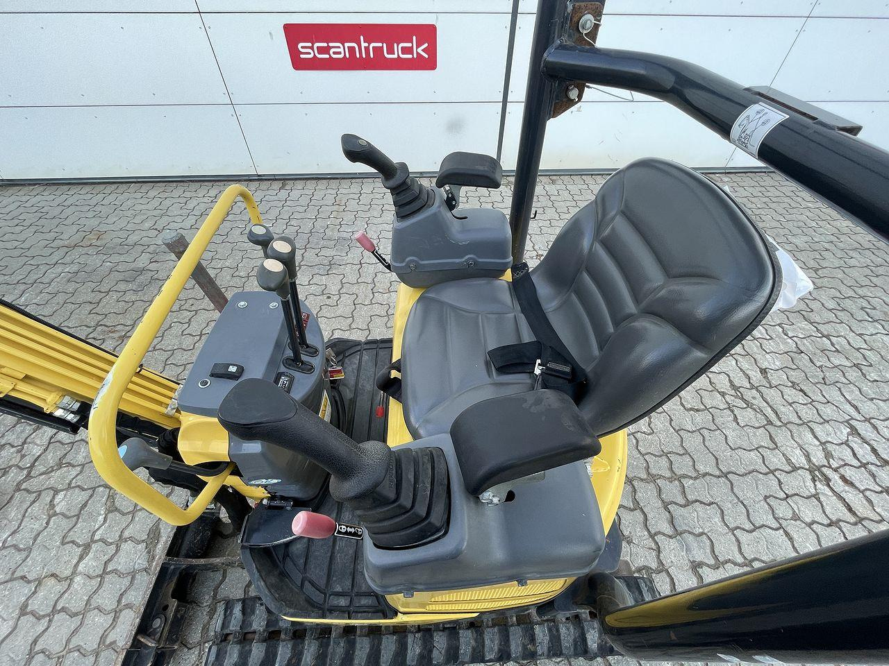 Yanmar VIO12 - Mini excavator: picture 3 Yanmar VIO12 - Mini excavator: picture 3