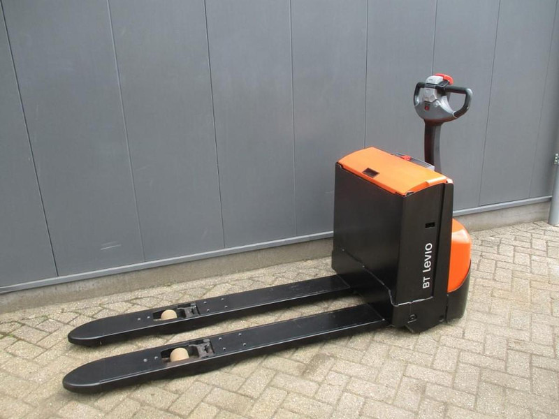 BT LWE 180 - Pallet truck: picture 1 BT LWE 180 - Pallet truck: picture 1
