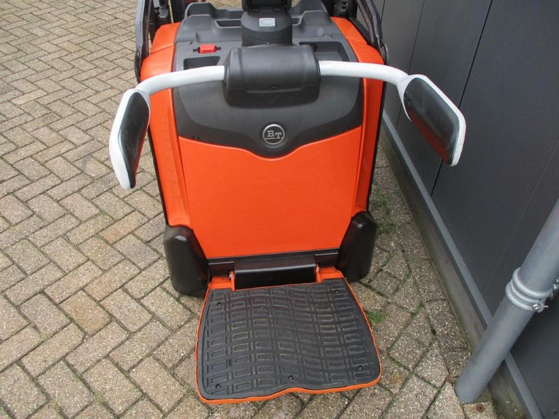 BT SPE200D - Pallet truck: picture 4 BT SPE200D - Pallet truck: picture 4