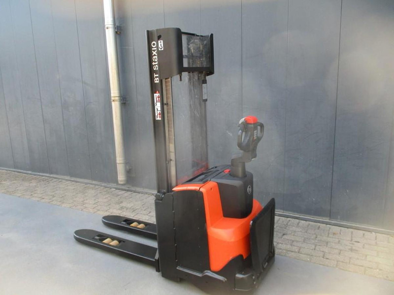 BT SWE 100 - Stacker: picture 4 BT SWE 100 - Stacker: picture 4