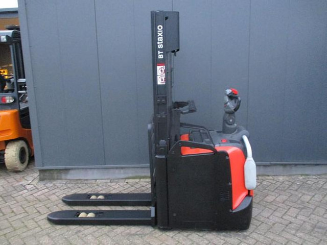 Toyota SPE 120L - Stacker: picture 1 Toyota SPE 120L - Stacker: picture 1
