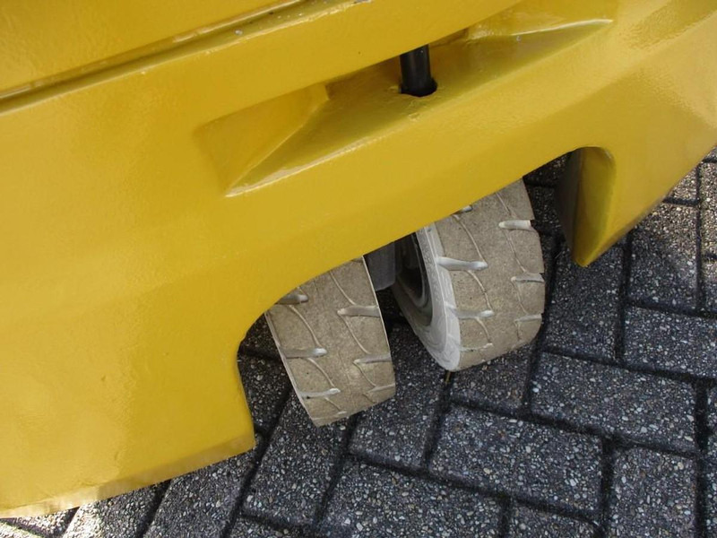 Yale ERP16-ATF - Electric forklift: picture 5 Yale ERP16-ATF - Electric forklift: picture 5