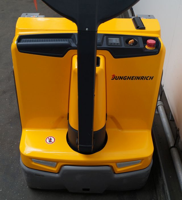 Jungheinrich EJE C20 - Pallet truck: picture 3 Jungheinrich EJE C20 - Pallet truck: picture 3