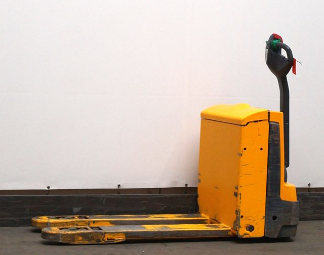 Jungheinrich EJE116 - Pallet truck: picture 1 Jungheinrich EJE116 - Pallet truck: picture 1