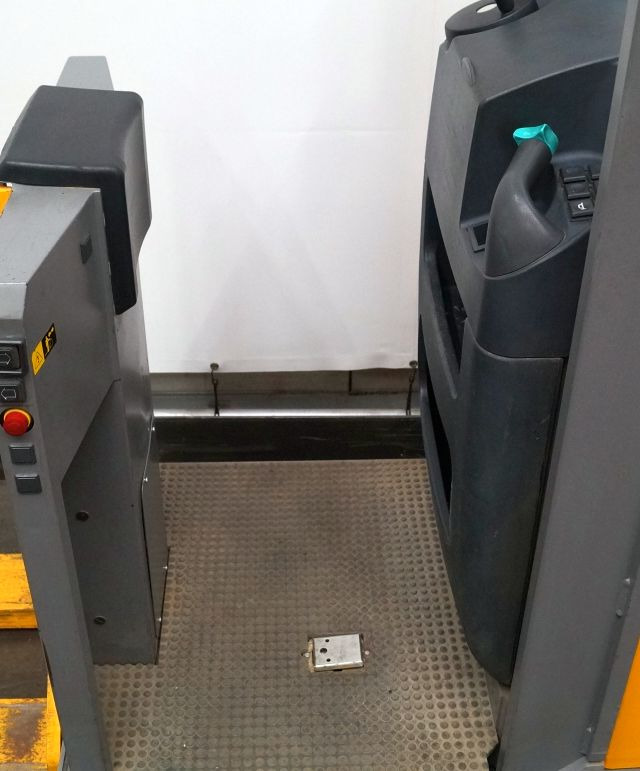 Jungheinrich EKS110Z100E - Order picker: picture 5 Jungheinrich EKS110Z100E - Order picker: picture 5