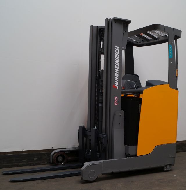Jungheinrich ETV212 - Reach truck: picture 2 Jungheinrich ETV212 - Reach truck: picture 2