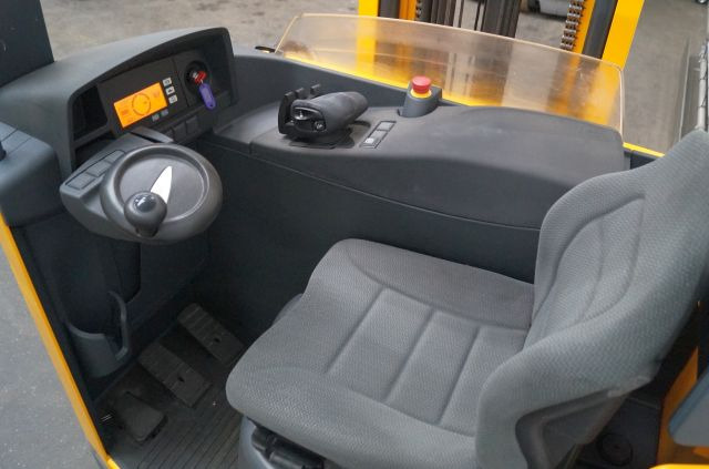 Jungheinrich ETV214 - Reach truck: picture 3 Jungheinrich ETV214 - Reach truck: picture 3