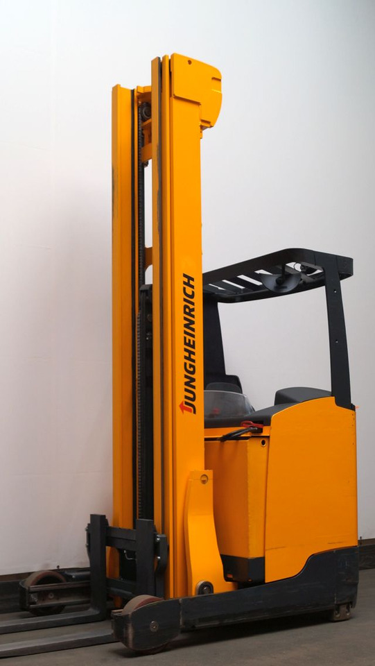 Jungheinrich ETV214 - Reach truck: picture 2 Jungheinrich ETV214 - Reach truck: picture 2