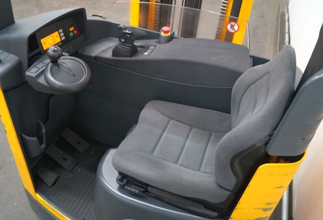 Jungheinrich ETV216 - Reach truck: picture 3 Jungheinrich ETV216 - Reach truck: picture 3