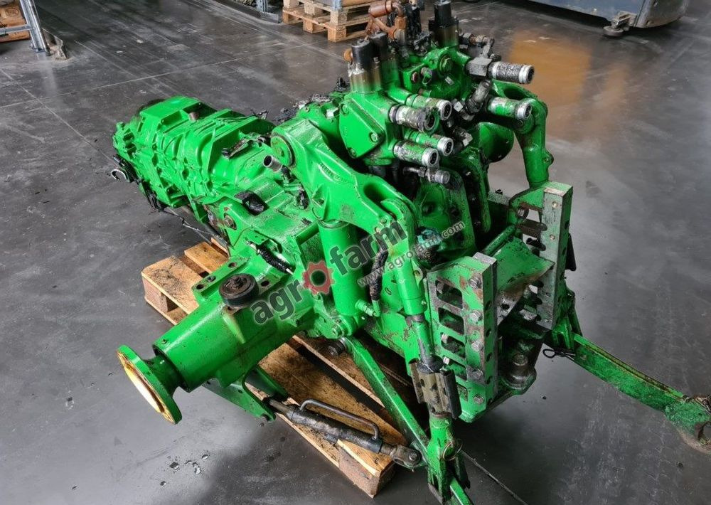 Skrzynia biegów, most tylny John Deere 6320 - Gearbox: picture 2 Skrzynia biegów, most tylny John Deere 6320 - Gearbox: picture 2