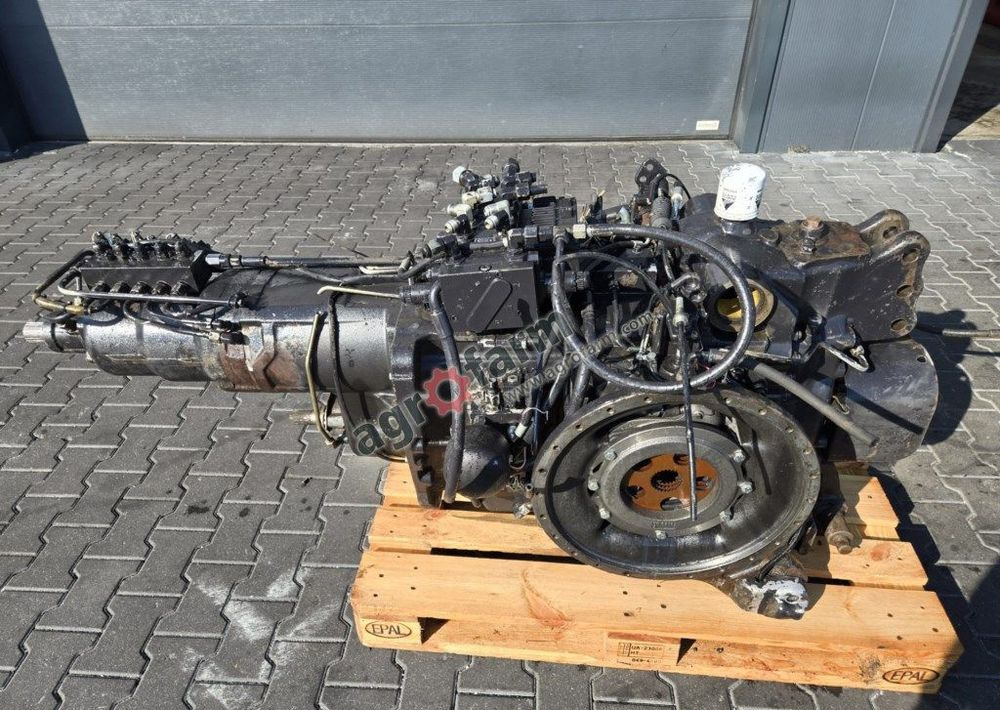 Skrzynia biegów, most tylny Valtra T171, T191 - Gearbox: picture 2 Skrzynia biegów, most tylny Valtra T171, T191 - Gearbox: picture 2