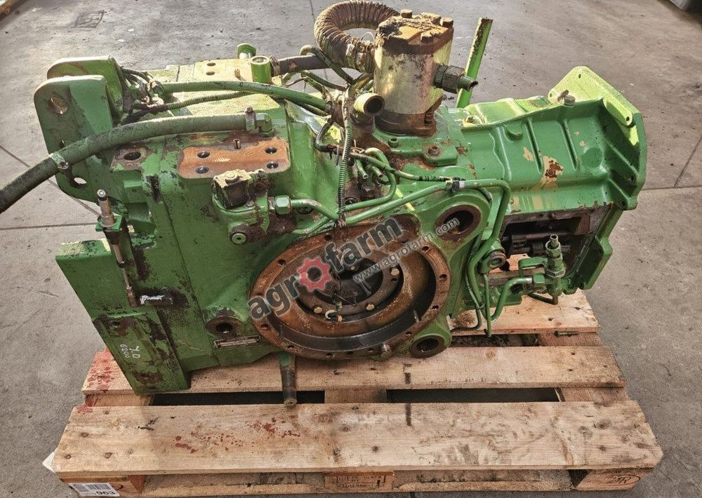 TYLNY MOST I SKRZYNIA BIEGÓW JOHN DEERE L113175 - Gearbox: picture 3 TYLNY MOST I SKRZYNIA BIEGÓW JOHN DEERE L113175 - Gearbox: picture 3