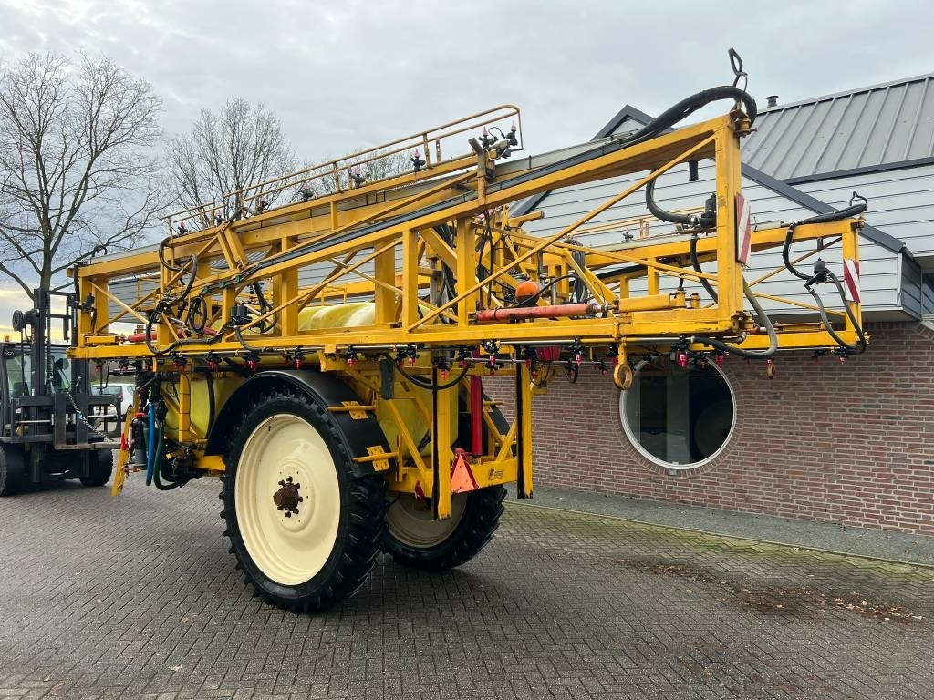Dubex Mentor 9804 - Trailed sprayer: picture 3 Dubex Mentor 9804 - Trailed sprayer: picture 3