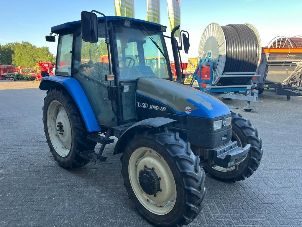 Leasing of New Holland TL 90  New Holland TL 90: picture 7 Leasing of New Holland TL 90  New Holland TL 90: picture 7