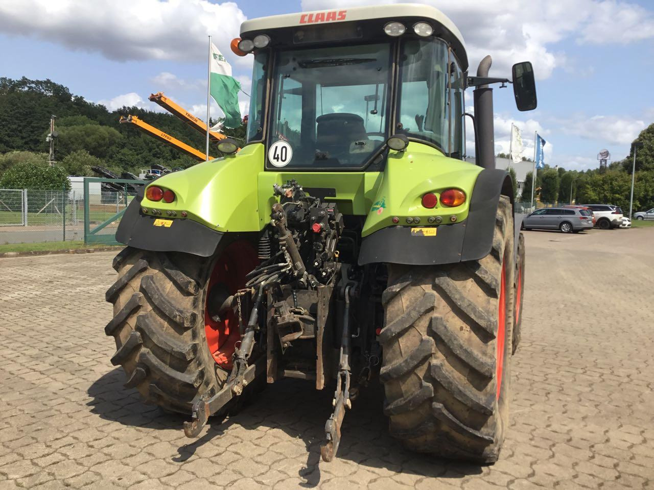 CLAAS Arion 630 - Farm tractor: picture 5 CLAAS Arion 630 - Farm tractor: picture 5