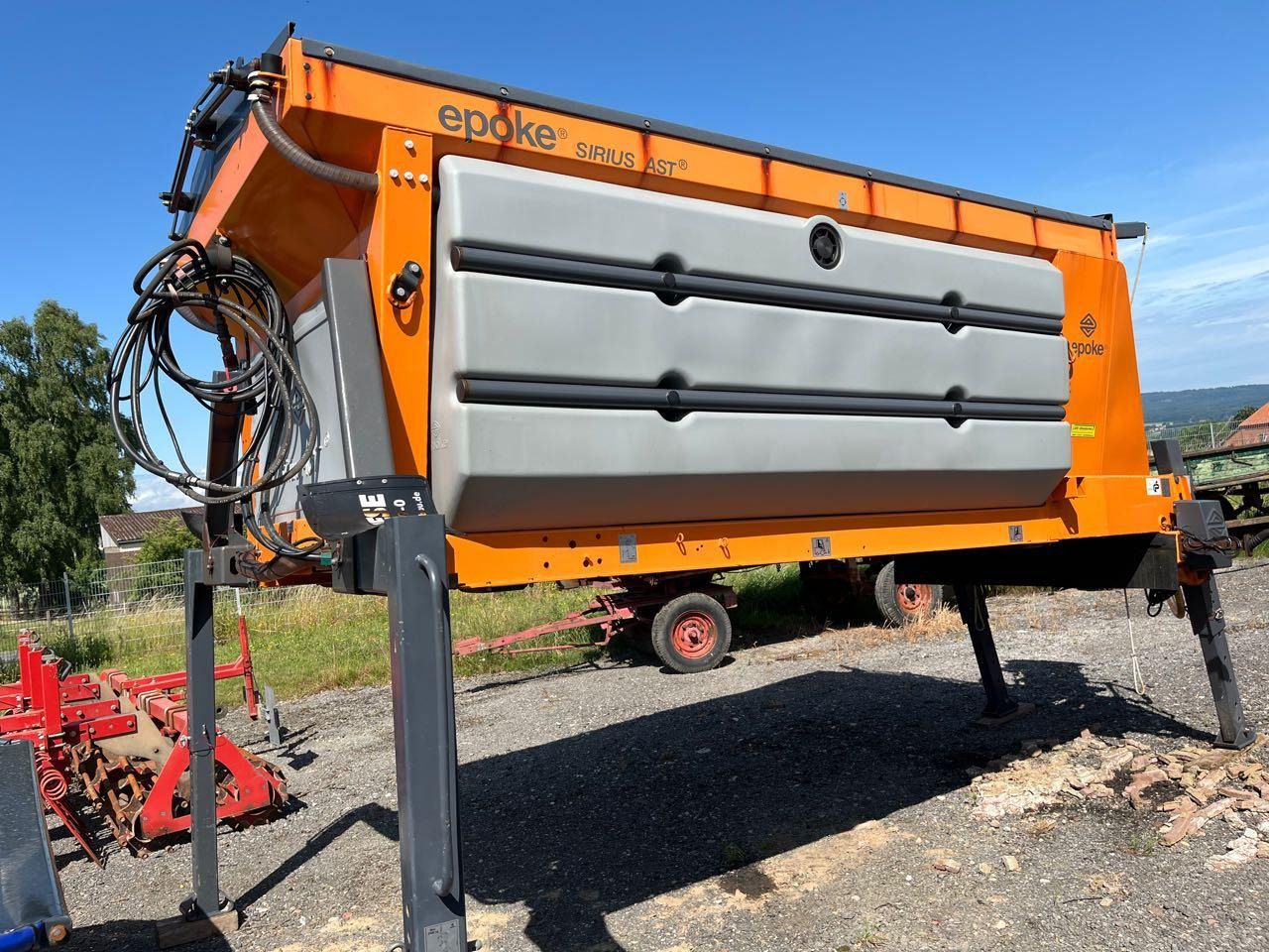 EPOKE Sirius A.S.T.SH 3800 - Sand/ Salt spreader: picture 1 EPOKE Sirius A.S.T.SH 3800 - Sand/ Salt spreader: picture 1