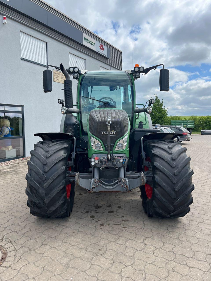 Fendt 718 Vario SCR - Farm tractor: picture 3 Fendt 718 Vario SCR - Farm tractor: picture 3