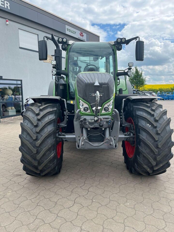 Fendt 724 Vario Gen6 ProfiPlus - Farm tractor: picture 3 Fendt 724 Vario Gen6 ProfiPlus - Farm tractor: picture 3