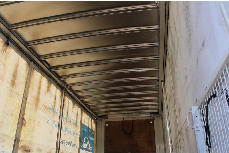 Curtainsider truck DAF CF 330 + EURO 6 + 6X2 STEERING: picture 8