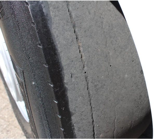 Curtainsider truck DAF CF 330 + EURO 6 + 6X2 STEERING: picture 20