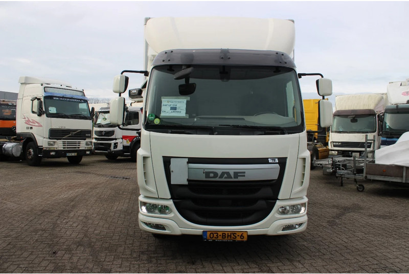 DAF LF 210 + EURO 6 + 12t - Box truck: picture 2 DAF LF 210 + EURO 6 + 12t - Box truck: picture 2