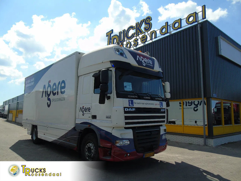 DAF XF 105 .460 + MANUAL + EURO 5 - Box truck: picture 1 DAF XF 105 .460 + MANUAL + EURO 5 - Box truck: picture 1