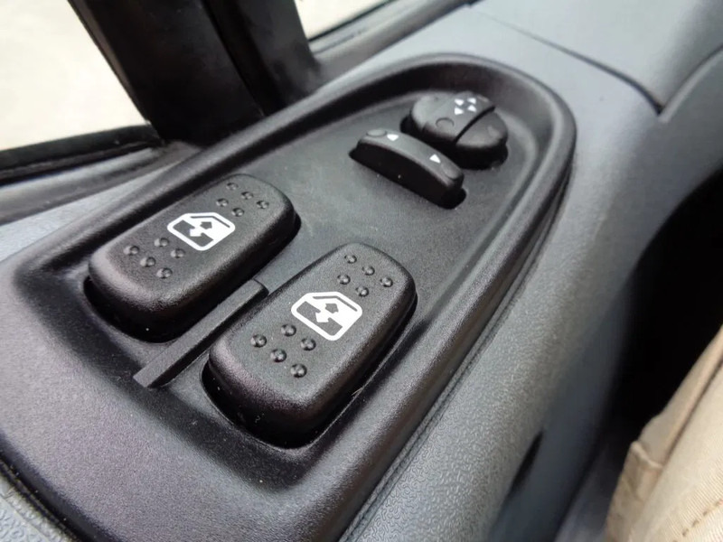 Refrigerated van Iveco Daily 50c15 x+ Manual + Carrier + Flower transport + cooling/heating: picture 20