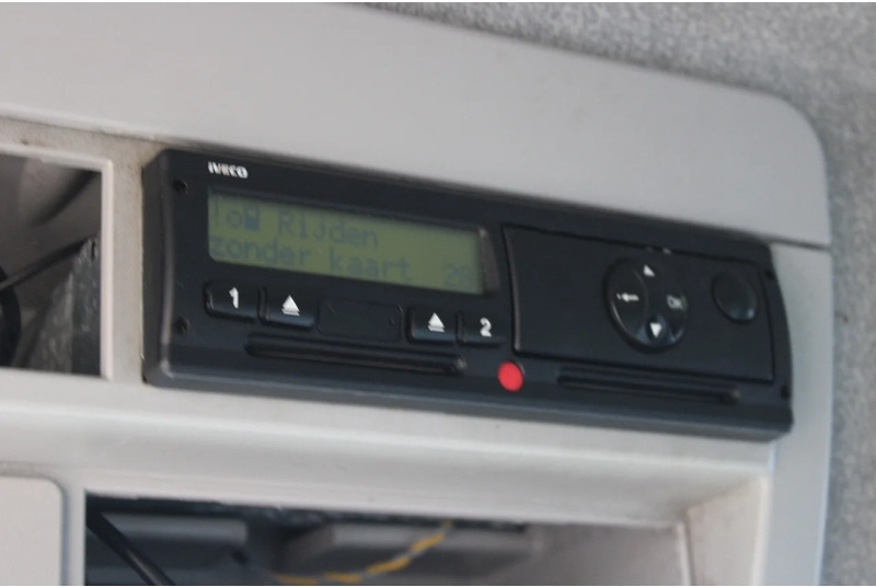 Hook lift truck Iveco Eurocargo 100e18 +EURO 5 + HOOK SYSTEM: picture 15 Hook lift truck Iveco Eurocargo 100e18 +EURO 5 + HOOK SYSTEM: picture 15