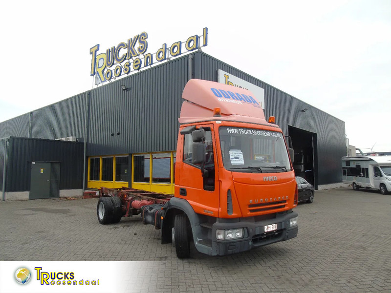 Iveco Eurocargo 120E18 + MANUAL - Cab chassis truck: picture 1 Iveco Eurocargo 120E18 + MANUAL - Cab chassis truck: picture 1
