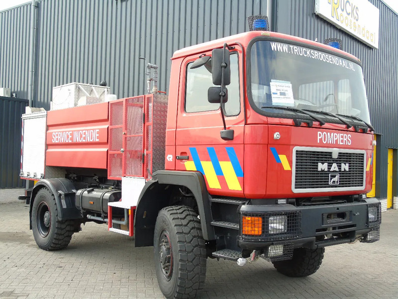 MAN F16 .240 + 4x4 + PUMPS COMPLETE + MANUAL + SPRING + 24.416KM - Fire truck: picture 2 MAN F16 .240 + 4x4 + PUMPS COMPLETE + MANUAL + SPRING + 24.416KM - Fire truck: picture 2