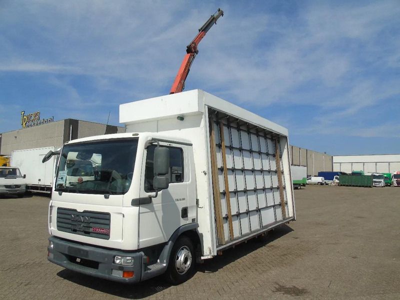 MAN TGL 8.180 + PALFINGER + GLASS TRUCK + MANUAL - Crane truck: picture 2 MAN TGL 8.180 + PALFINGER + GLASS TRUCK + MANUAL - Crane truck: picture 2