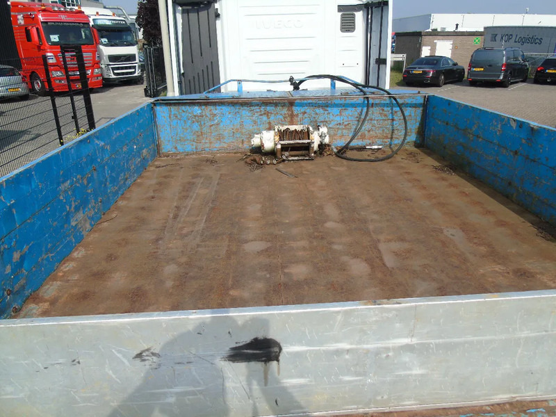 MOL + ramps + 3x axle + steering - Autotransporter semi-trailer: picture 5 MOL + ramps + 3x axle + steering - Autotransporter semi-trailer: picture 5
