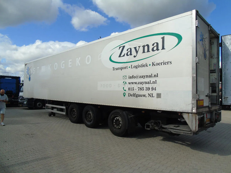 Pacton 3x SAF + carrier vector 1800 + lift - Refrigerator semi-trailer: picture 5 Pacton 3x SAF + carrier vector 1800 + lift - Refrigerator semi-trailer: picture 5