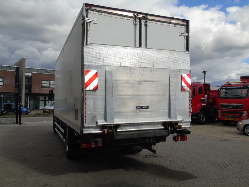 Renault Premium 370DXI + EURO 5 + MANUAL + 19T - Refrigerator truck: picture 4 Renault Premium 370DXI + EURO 5 + MANUAL + 19T - Refrigerator truck: picture 4