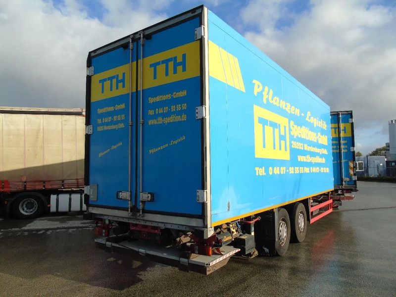 Schmitz Cargobull 2 AXLE + CARRIER + DHOLLANDIA LOADLIFT - Refrigerator trailer: picture 2 Schmitz Cargobull 2 AXLE + CARRIER + DHOLLANDIA LOADLIFT - Refrigerator trailer: picture 2