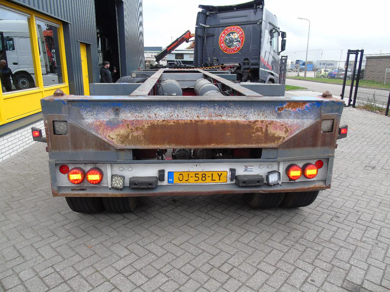 TR'AX 2 AXLE + 20FT - Container transporter/ Swap body semi-trailer: picture 2 TR'AX 2 AXLE + 20FT - Container transporter/ Swap body semi-trailer: picture 2