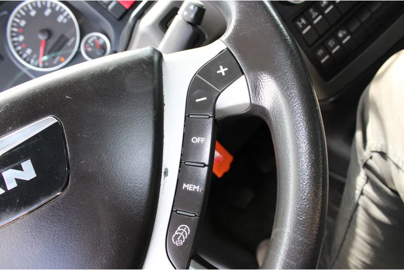 Tractor unit MAN TGX 18.480 + Euro 6 + Retarder + adr: picture 13 Tractor unit MAN TGX 18.480 + Euro 6 + Retarder + adr: picture 13