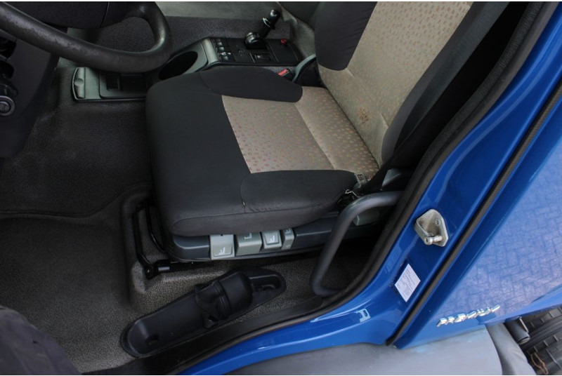 Tractor unit Renault Premium premium 380 + EURO 5: picture 9 Tractor unit Renault Premium premium 380 + EURO 5: picture 9