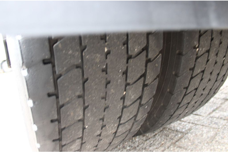 Tractor unit Renault Premium premium 380 + EURO 5: picture 16 Tractor unit Renault Premium premium 380 + EURO 5: picture 16