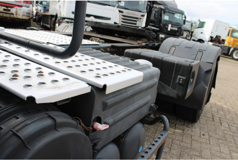 Tractor unit Renault Premium premium 380 + EURO 5: picture 11 Tractor unit Renault Premium premium 380 + EURO 5: picture 11