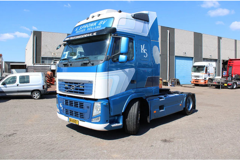Volvo FH 460 XL cabine + euro 5 + spoiler - Tractor unit: picture 3 Volvo FH 460 XL cabine + euro 5 + spoiler - Tractor unit: picture 3