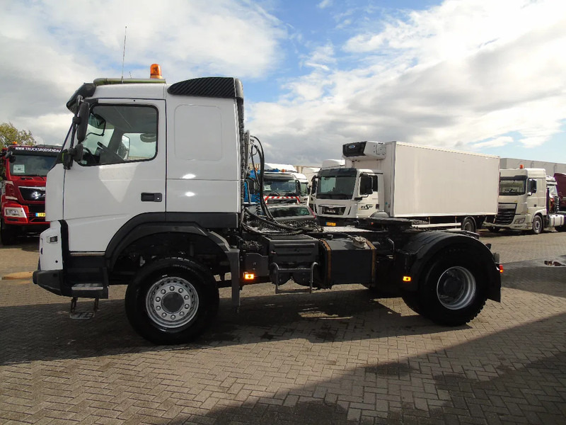 Volvo FMX 420 + 4X4 + MANUAL + EURO 5 + RETARDER + PTO - Tractor unit: picture 3 Volvo FMX 420 + 4X4 + MANUAL + EURO 5 + RETARDER + PTO - Tractor unit: picture 3