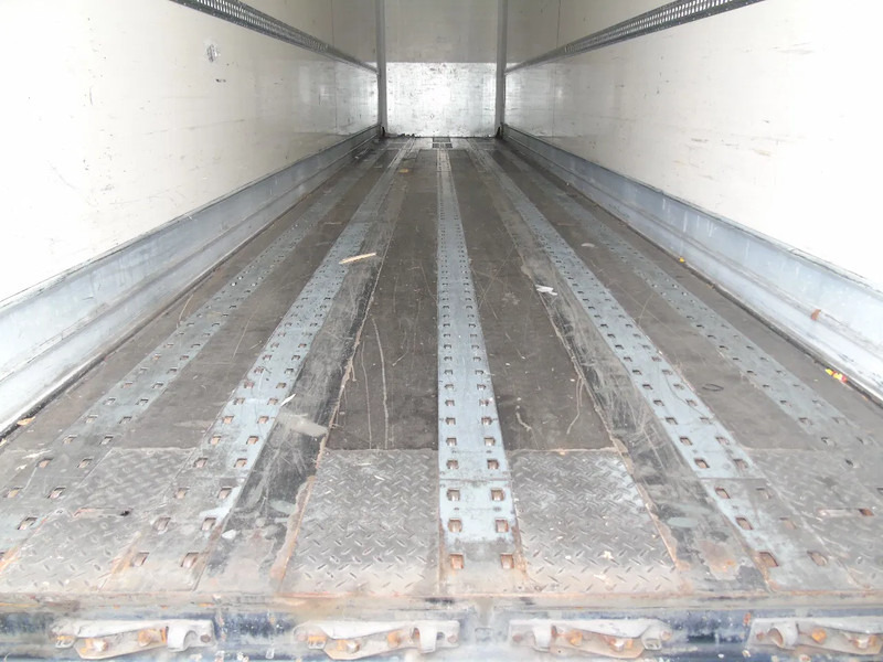 Van Hool 2X + ROLLER HYDRA - Closed box semi-trailer: picture 4 Van Hool 2X + ROLLER HYDRA - Closed box semi-trailer: picture 4