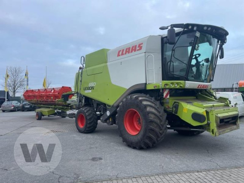 CLAAS Lexion 650 - Combine harvester: picture 1 CLAAS Lexion 650 - Combine harvester: picture 1