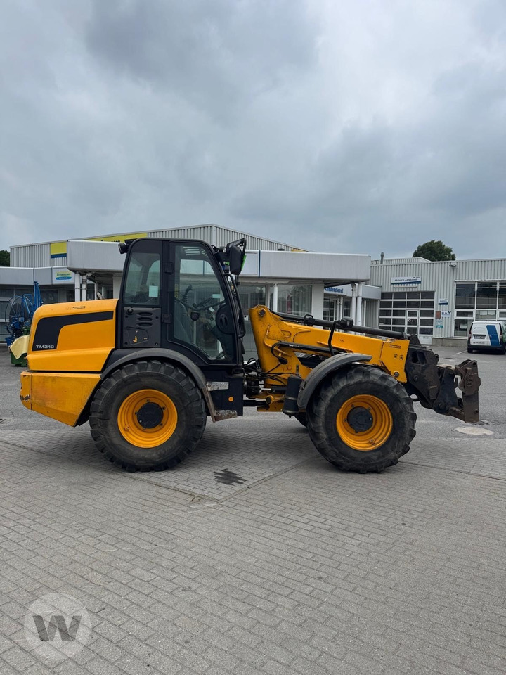 JCB TM 310 Agri - Wheel loader: picture 3 JCB TM 310 Agri - Wheel loader: picture 3