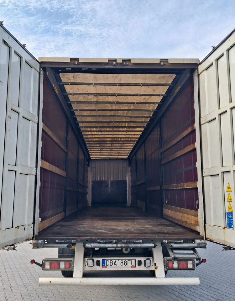Curtainsider semi-trailer Krone Standard, Firanka, Mocowania promowe, Podnoszony zderzak: picture 10