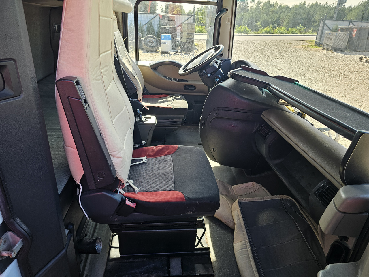 Cab RENAULT MAGNUM DXI VEGA LIFT / COMPLETE CABINE: picture 9